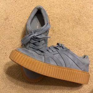 Periwinkle platform tennis shoes